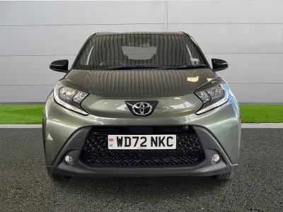 Używany Toyota Aygo X 72 KM (52 kW) 2023 Zielony SUV