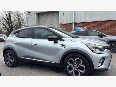 Used Renault Captur Techno 142 HP (104 kW) 2024 Metallic  highland grey  SUV