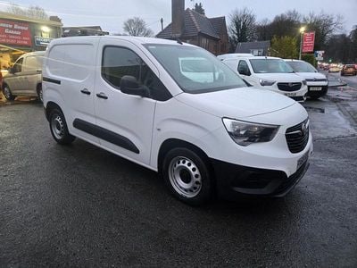 White Used 2019 Vauxhall Combo Edition Van | £6,295 (Good price)