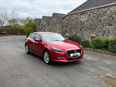 Usado Mazda 3 Inclusive 105 CV (77 kW) 2017 Rojo Utilitario