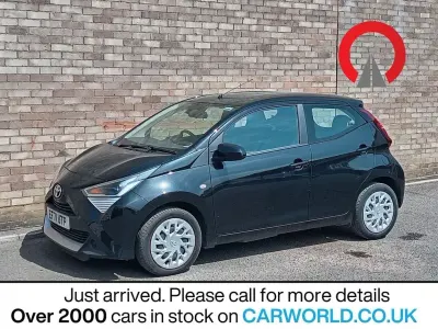 Used Toyota Aygo X-play 71 HP (52 kW) 2022 Black Hatchback