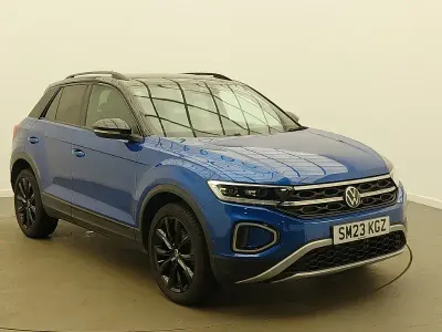 Used VW T-Roc Style 110 HP (80 kW) 2023 Blue SUV