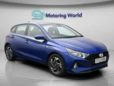 Used Hyundai i20 SE 100 HP (73 kW) 2023 Blue Hatchback