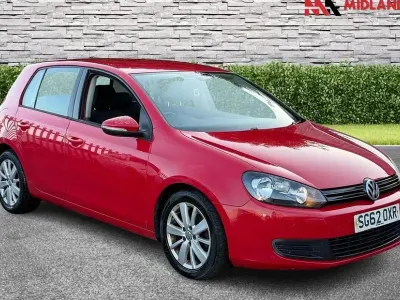 Used VW Golf VII Match 105 HP (77 kW) 2012 Red Hatchback