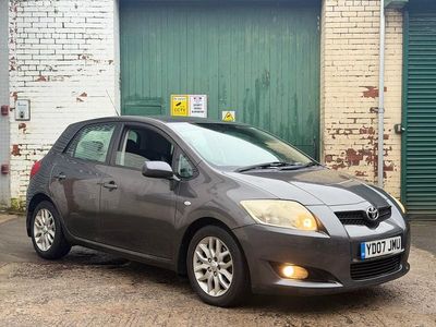 Used Toyota Auris 126 HP (92 kW) 2007 Grey Hatchback