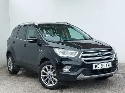 Begagnad Ford Kuga Titanium 120 HK (88 kW) 2019 Svart SUV