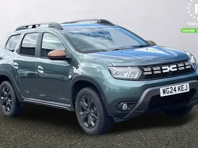 Used Dacia Duster Extreme 116 HP (85 kW) 2024 Green SUV