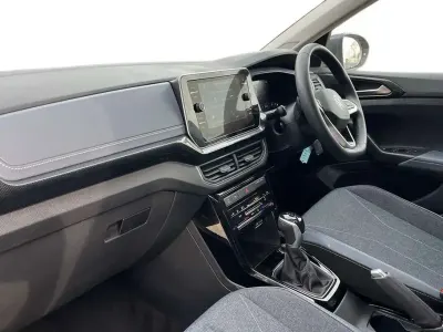 Usado VW T-Cross Style 115 HP (84 kW) 2025 Cinzento SUV