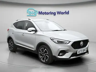 Usado MG ZS 2023 Prateado SUV
