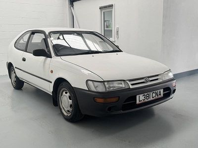 Used Toyota Corolla XLi 1993 White Hatchback