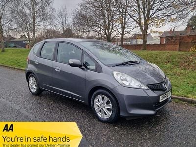 Grey Used 2011 Honda Jazz ES Hatchback | £5,650 (Fair price)