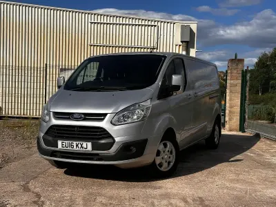 Used Ford Transit Custom Limited 125 HP (91 kW) 2016 Silver Van