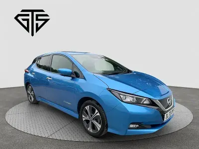 Used Nissan Leaf Tekna 110 kW (150 HP) 2020 Blue Hatchback