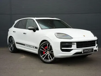 Used Porsche Cayenne 493 HP (362 kW) 2025 White SUV