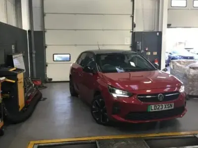 Used Vauxhall Corsa-e Ultimate 100 kW (136 HP) 2023 Red Hatchback