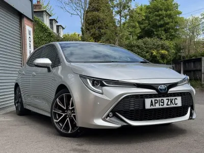 Usado Toyota Corolla 2019 Prateado Citadino
