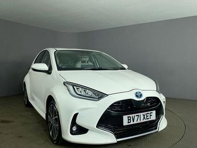 Used Toyota Yaris 116 HP (85 kW) 2021 White Hatchback