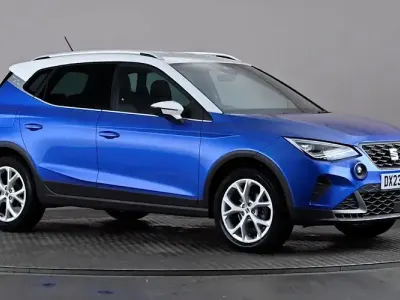 Used Seat Arona FR 110 HP (80 kW) 2023 Blue SUV