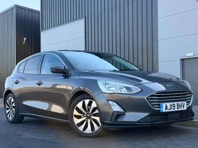 Used Ford Focus Zetec 125 HP (91 kW) 2019 Grey Hatchback