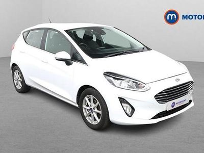 Used Ford Fiesta Zetec 86 HP (63 kW) 2018 White Hatchback