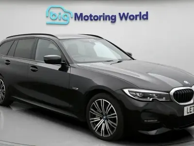 Used BMW 330e M Sport 292 HP (214 kW) 2022 Black Estate
