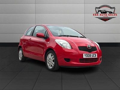 Usado Toyota Yaris 2008 Vermelho Citadino