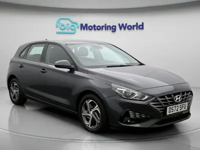 Used Hyundai i30 SE 120 HP (88 kW) 2023 Grey Hatchback