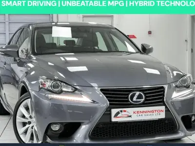 Used Lexus IS300h 223 HP (164 kW) 2018 Sedan