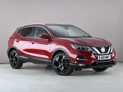 Used Nissan Qashqai Tekna 110 HP (80 kW) 2018 Red SUV