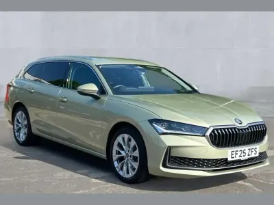 Used Skoda Superb SE L 150 HP (110 kW) 2025 Yellow Estate
