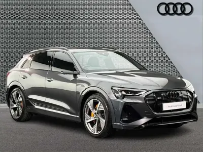 Used Audi e-tron Advanced 300 kW (408 HP) 2021 Grey SUV