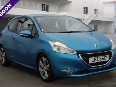 Used Peugeot 208 Active 82 HP (60 kW) 2012 Blue Hatchback