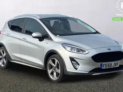 Używany Ford Fiesta Active 101 KM (74 kW) 2019 Srebrny Hatchback