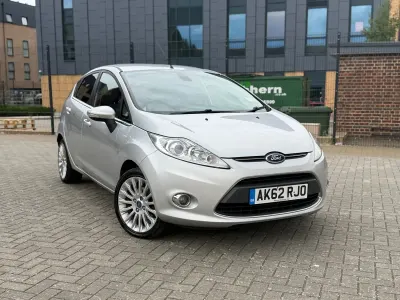 Used Ford Fiesta Titanium 2012 Silver Hatchback