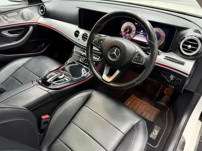 Używany Mercedes E350