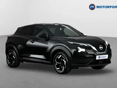 Gebraucht Nissan Juke N-Connecta 114 PS (83 kW) 2023 Schwarz SUV