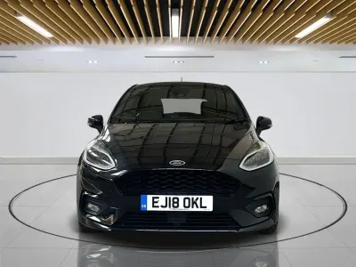 Begagnad Ford Fiesta ST-Line X 140 HK (102 kW) 2018 Svart Halvkombi