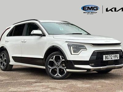 Used Kia Niro 139 HP (102 kW) 2022 White pearl SUV