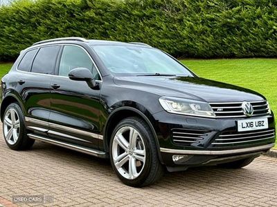 Black Used 2016 VW Touareg R-line SUV | £13,495 (A bit pricey)