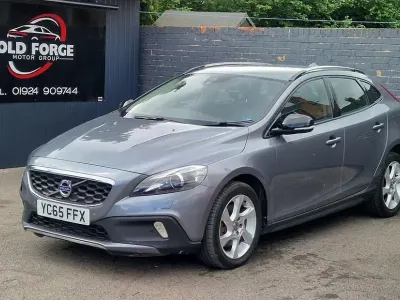 Used Volvo V40 2015