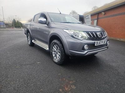 Grey Used 2017 Mitsubishi L200 Pickup | £11,900 (Fair price)