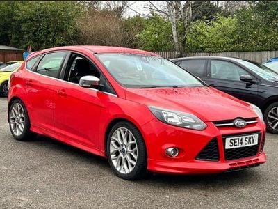Used Ford Focus Zetec 2014 Red Hatchback