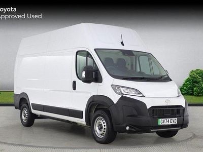 White Used 2025 Toyota Proace H3 MPV | £27,000