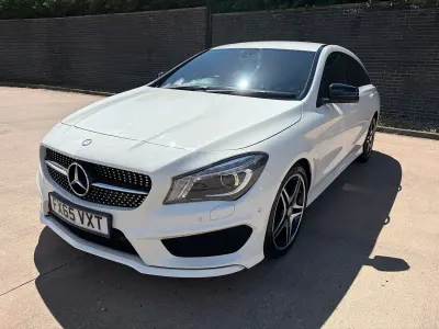 Used Mercedes CLA180 Shooting Brake AMG 122 HP (89 kW) 2015 White Estate