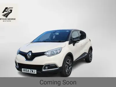 Used Renault Captur Dynamique 90 HP (66 kW) 2015 Cream/black SUV