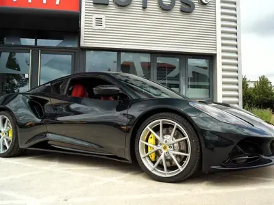 Used Lotus Emira 2025 Green Coupe