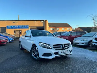 Used Mercedes C200 2015 White Sedan