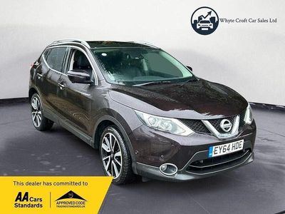 Black Used 2014 Nissan Qashqai Tekna SUV | £5,995 (Expensive)