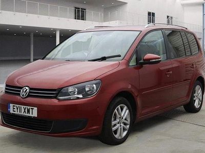 Used VW Touran SE 105 HP (77 kW) 2011 Red MPV
