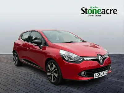Used Renault Clio Dynamique 90 HP (66 kW) 2016 Red Hatchback